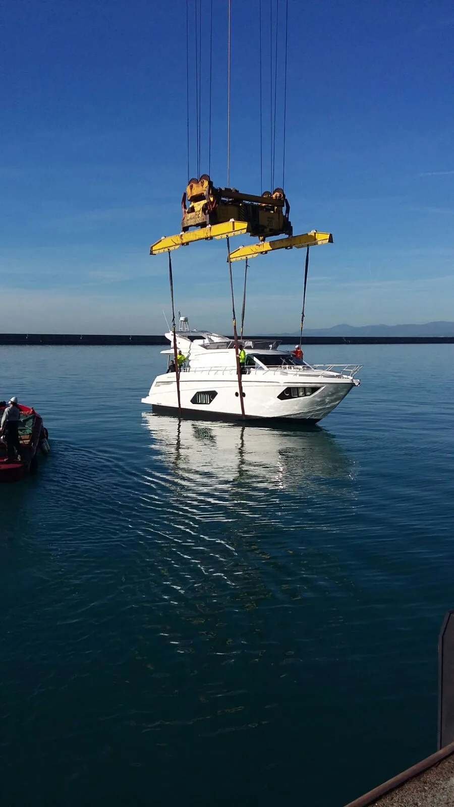 Marine project — Luxury Motor Yacht transport from Italy to Australia